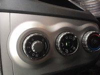 Personenauto - afbeelding 10 van  12