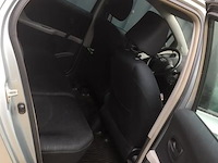 Personenauto - afbeelding 11 van  12