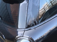 Personenauto - afbeelding 10 van  28