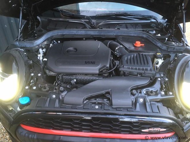 Personenauto - afbeelding 20 van  28