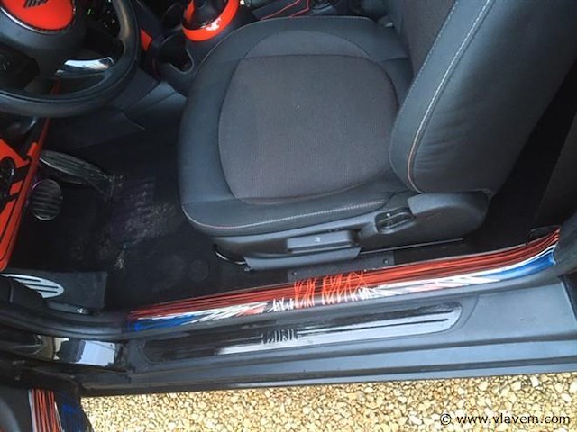 Personenauto - afbeelding 28 van  28