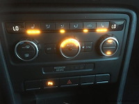 Personenauto - afbeelding 2 van  16