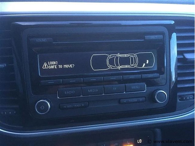 Personenauto - afbeelding 4 van  16