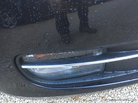 Personenauto - afbeelding 7 van  16