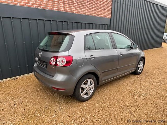 Personenauto - afbeelding 11 van  18