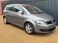 Personenauto - afbeelding 13 van  18