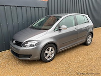 Personenauto - afbeelding 15 van  18