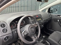 Personenauto - afbeelding 17 van  18