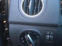 Personenauto - afbeelding 2 van  20