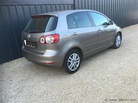 Personenauto - afbeelding 12 van  20