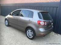 Personenauto - afbeelding 15 van  20