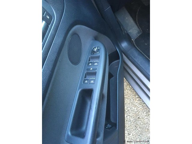 Personenauto - afbeelding 19 van  20