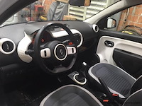 Personenauto - afbeelding 2 van  15