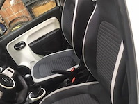 Personenauto - afbeelding 3 van  15