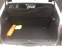 Personenauto - afbeelding 7 van  15