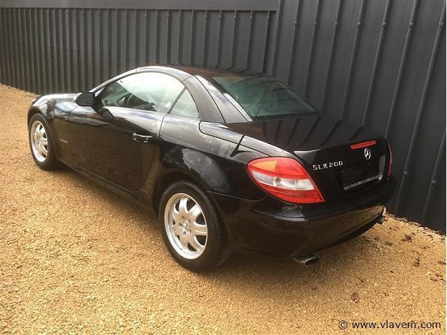 Personenauto - afbeelding 17 van  22