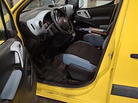 Personenauto - afbeelding 7 van  8