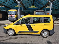 Personenauto - afbeelding 1 van  8