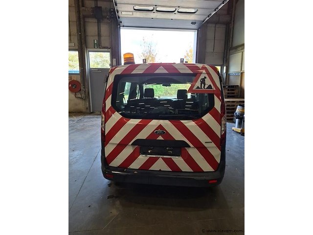 Personenauto - afbeelding 4 van  8