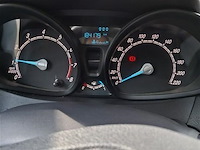 Personenauto - afbeelding 8 van  8