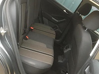 Personenauto - afbeelding 9 van  18
