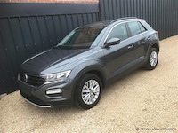 Personenauto - afbeelding 1 van  18