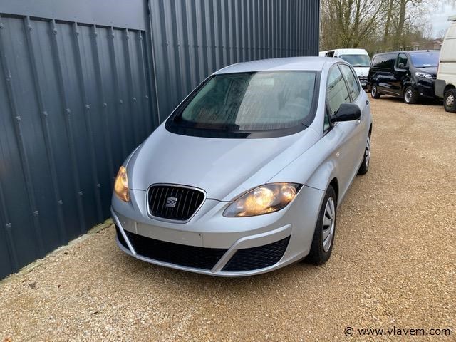 Personenauto - afbeelding 6 van  12