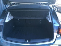 Personenauto - afbeelding 4 van  17