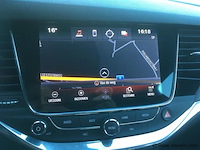 Personenauto - afbeelding 6 van  17
