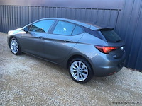 Personenauto - afbeelding 11 van  17