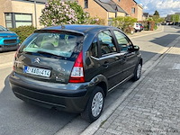 Personenauto - afbeelding 7 van  9