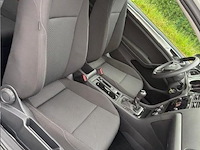 Personenauto - afbeelding 3 van  19