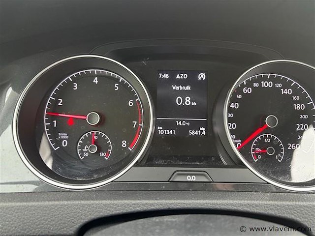 Personenauto - afbeelding 11 van  19