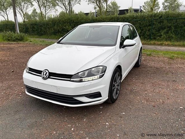 Personenauto - afbeelding 12 van  19