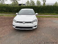 Personenauto - afbeelding 13 van  19