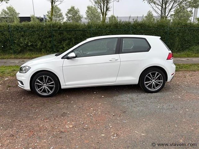 Personenauto - afbeelding 14 van  19