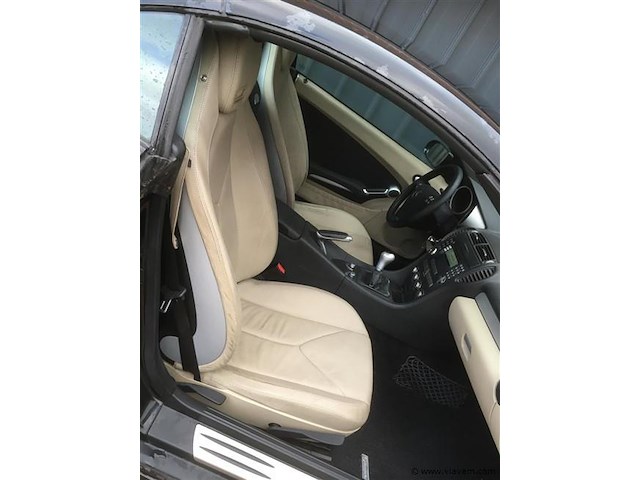 Personenauto - afbeelding 14 van  23