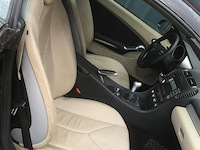 Personenauto - afbeelding 14 van  23