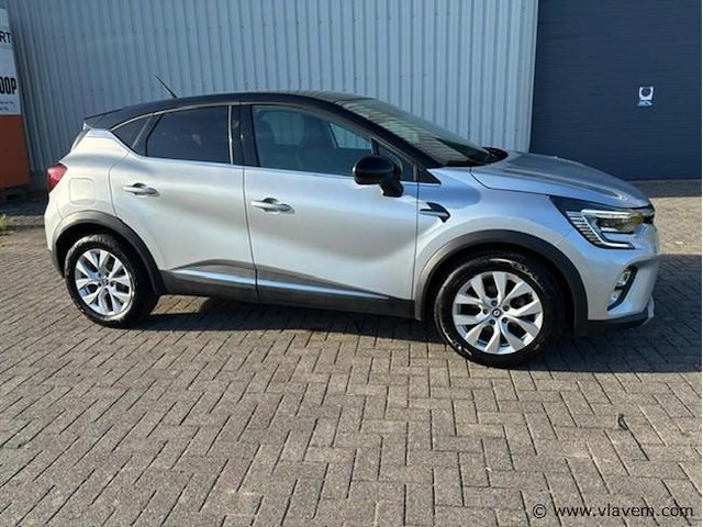 Personenauto - afbeelding 1 van  22