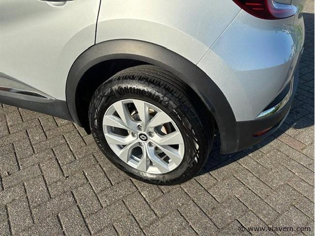 Personenauto - afbeelding 17 van  22
