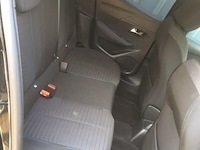 Personenauto - afbeelding 4 van  25