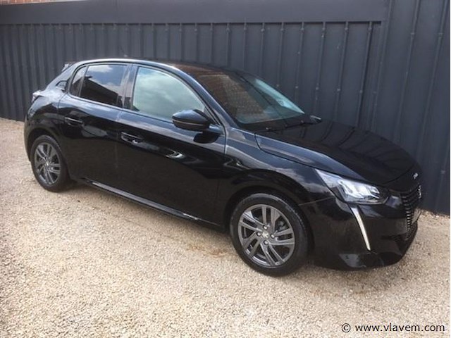 Personenauto - afbeelding 1 van  25