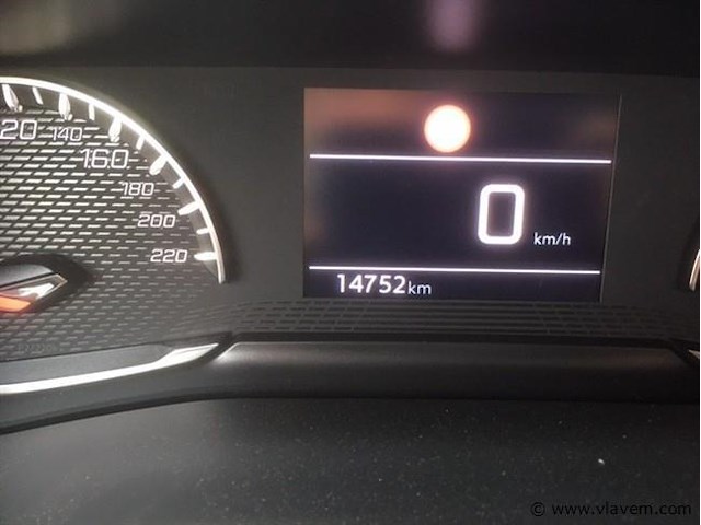 Personenauto - afbeelding 14 van  25