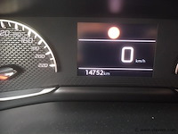 Personenauto - afbeelding 14 van  25