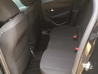 Personenauto - afbeelding 16 van  25