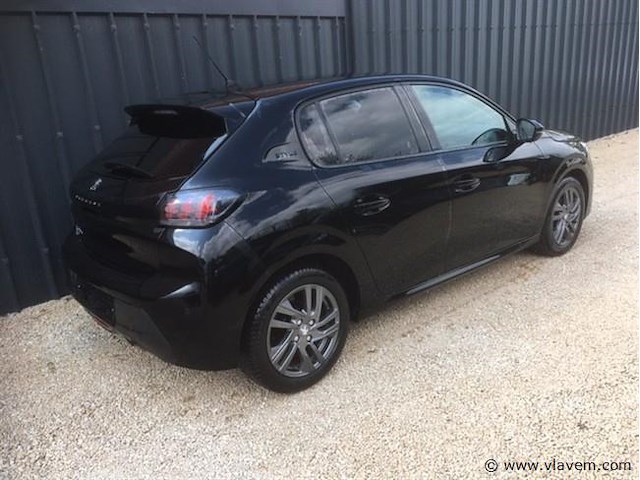 Personenauto - afbeelding 12 van  25