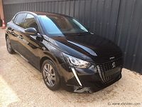 Personenauto - afbeelding 19 van  25