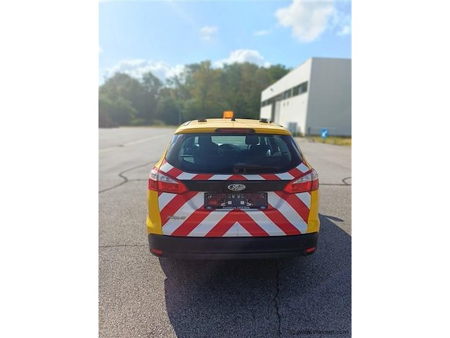 Personenauto - afbeelding 4 van  9