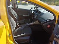 Personenauto - afbeelding 5 van  9