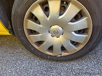 Personenauto - afbeelding 6 van  7
